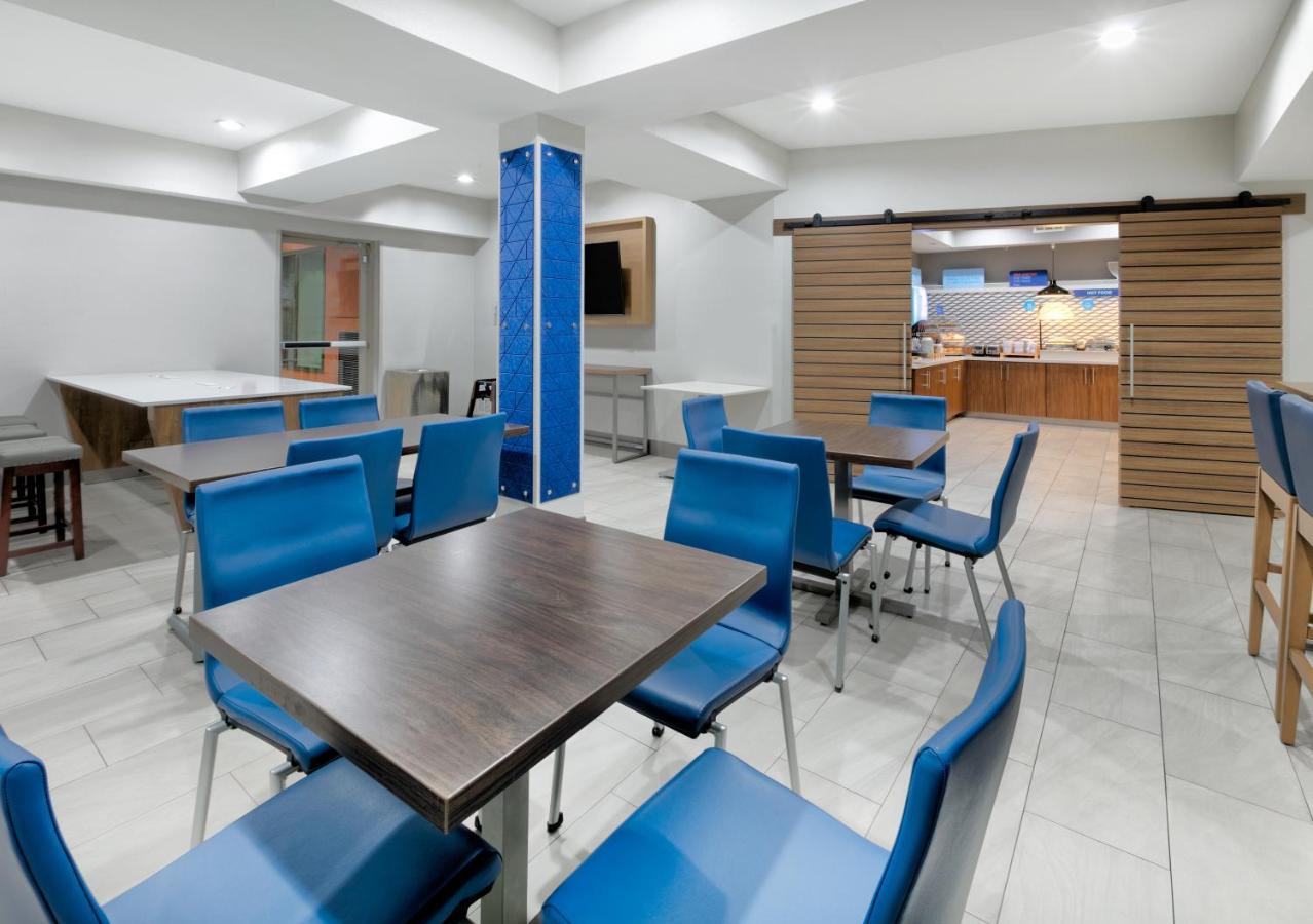 Holiday Inn Express & Suites - Dallas Park Central Northeast By Ihg Extérieur photo