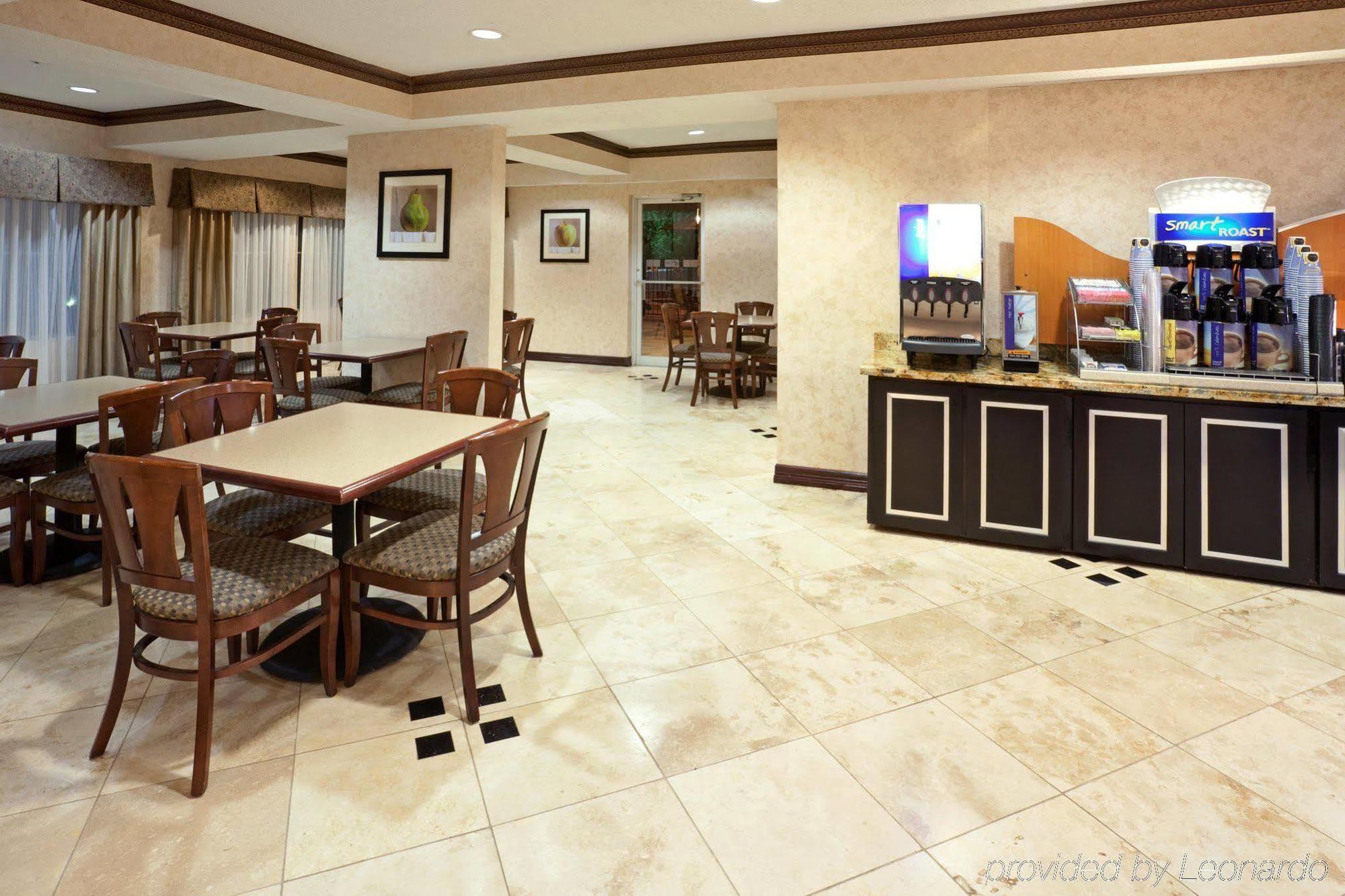 Holiday Inn Express & Suites - Dallas Park Central Northeast By Ihg Restaurant photo