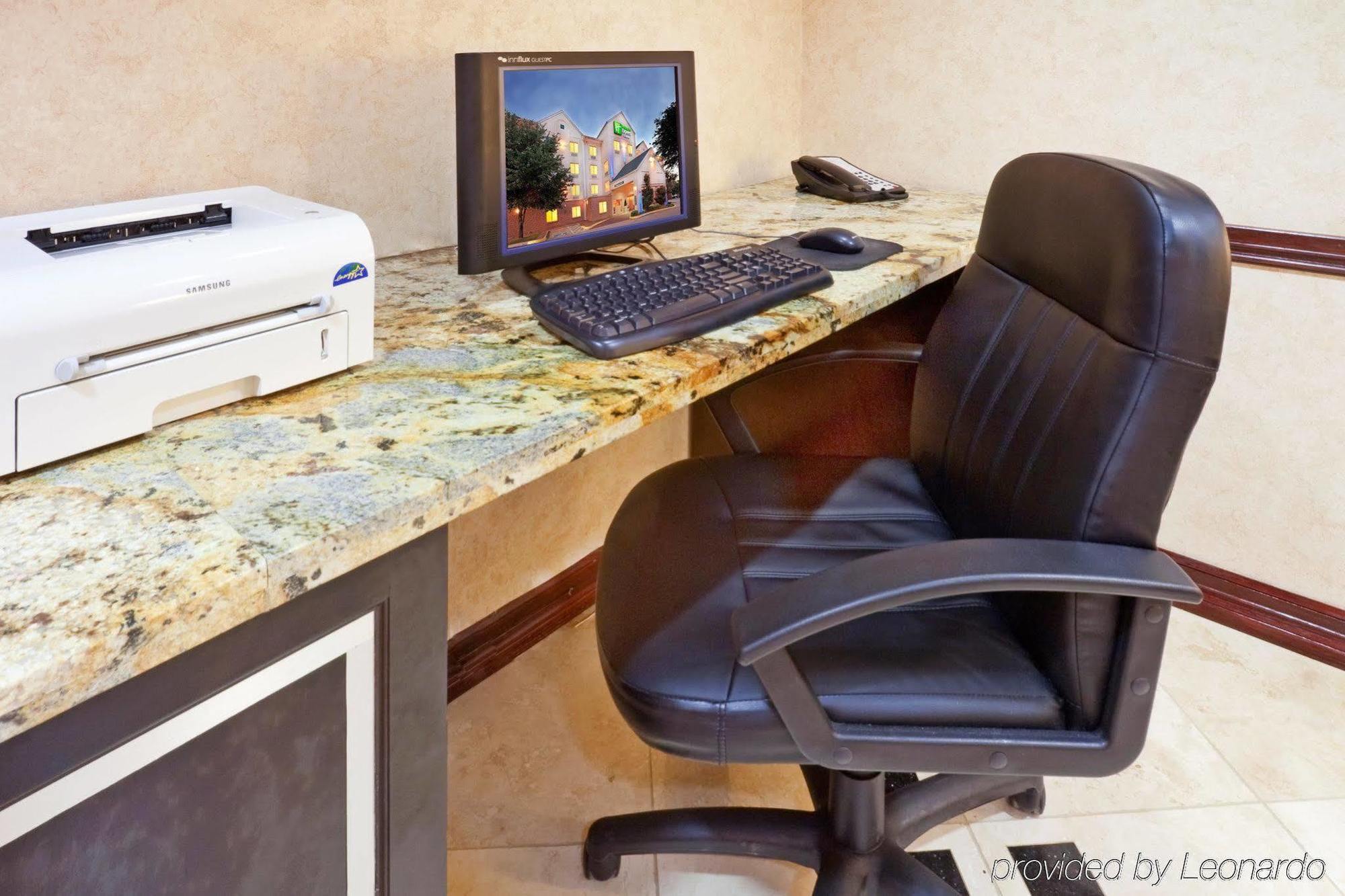 Holiday Inn Express & Suites - Dallas Park Central Northeast By Ihg Facilités photo