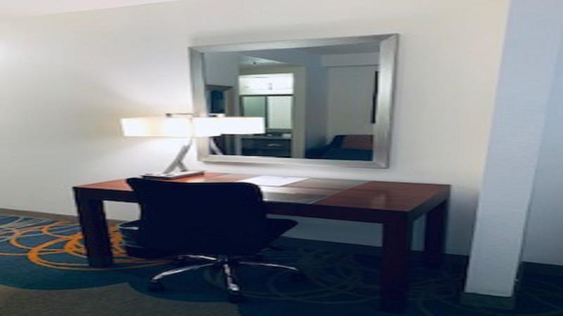 Holiday Inn Express & Suites - Dallas Park Central Northeast By Ihg Extérieur photo